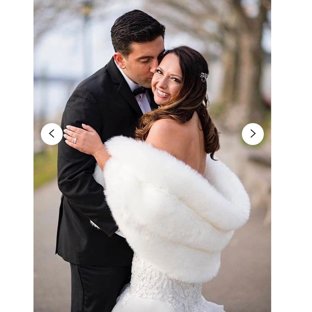 Quality Faux Fur Shawl Wrap